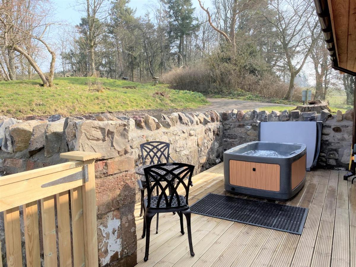 Partridge Lodge With Hot Tub Forgandenny 외부 사진